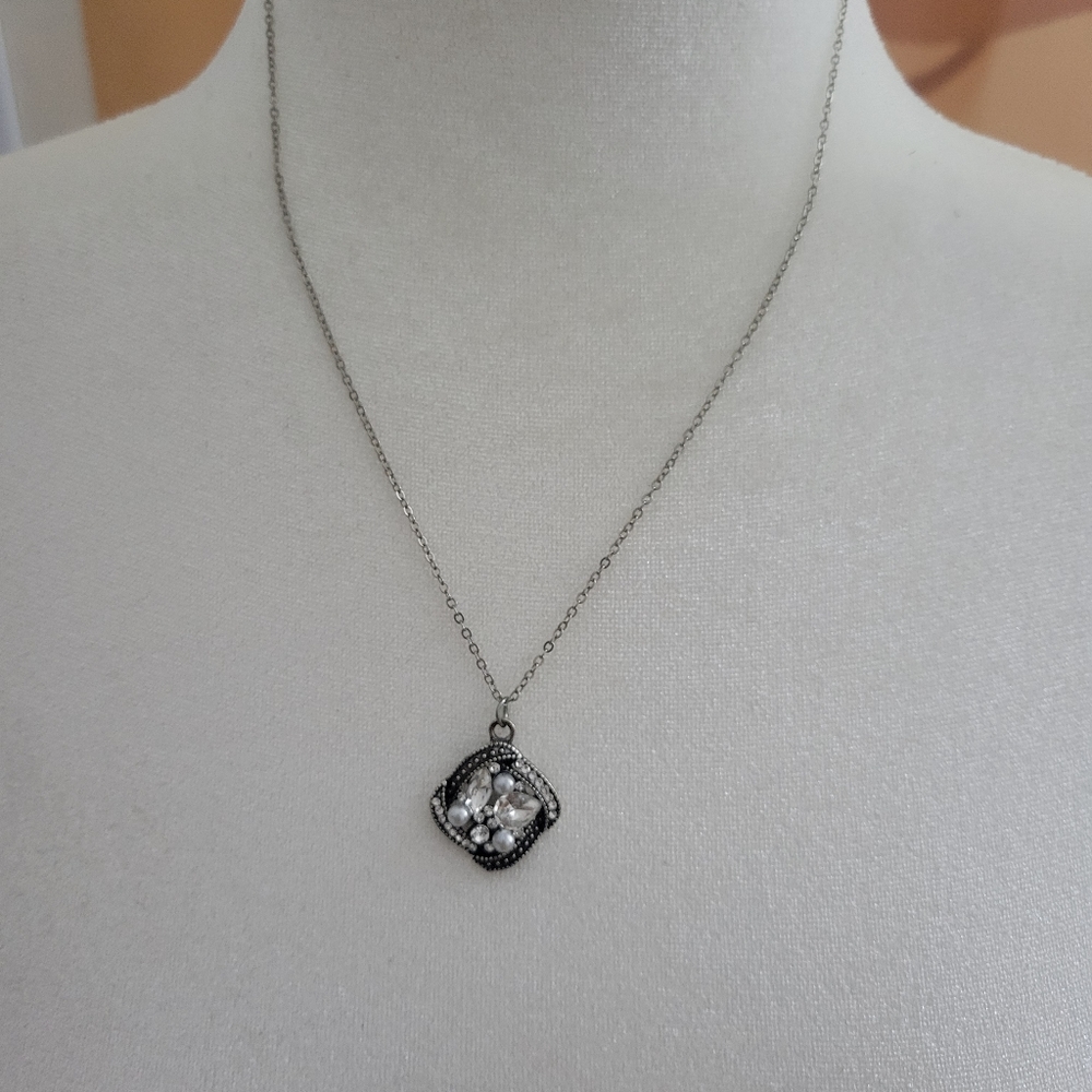 Costume jewerly necklace